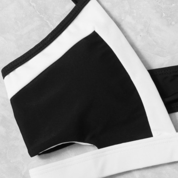 Contrast Trim Bikini Set👙 - Picture 3 of 4